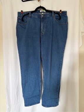 Abercrombie & Fitch Curve Love 90s High Rise Relaxed Jean